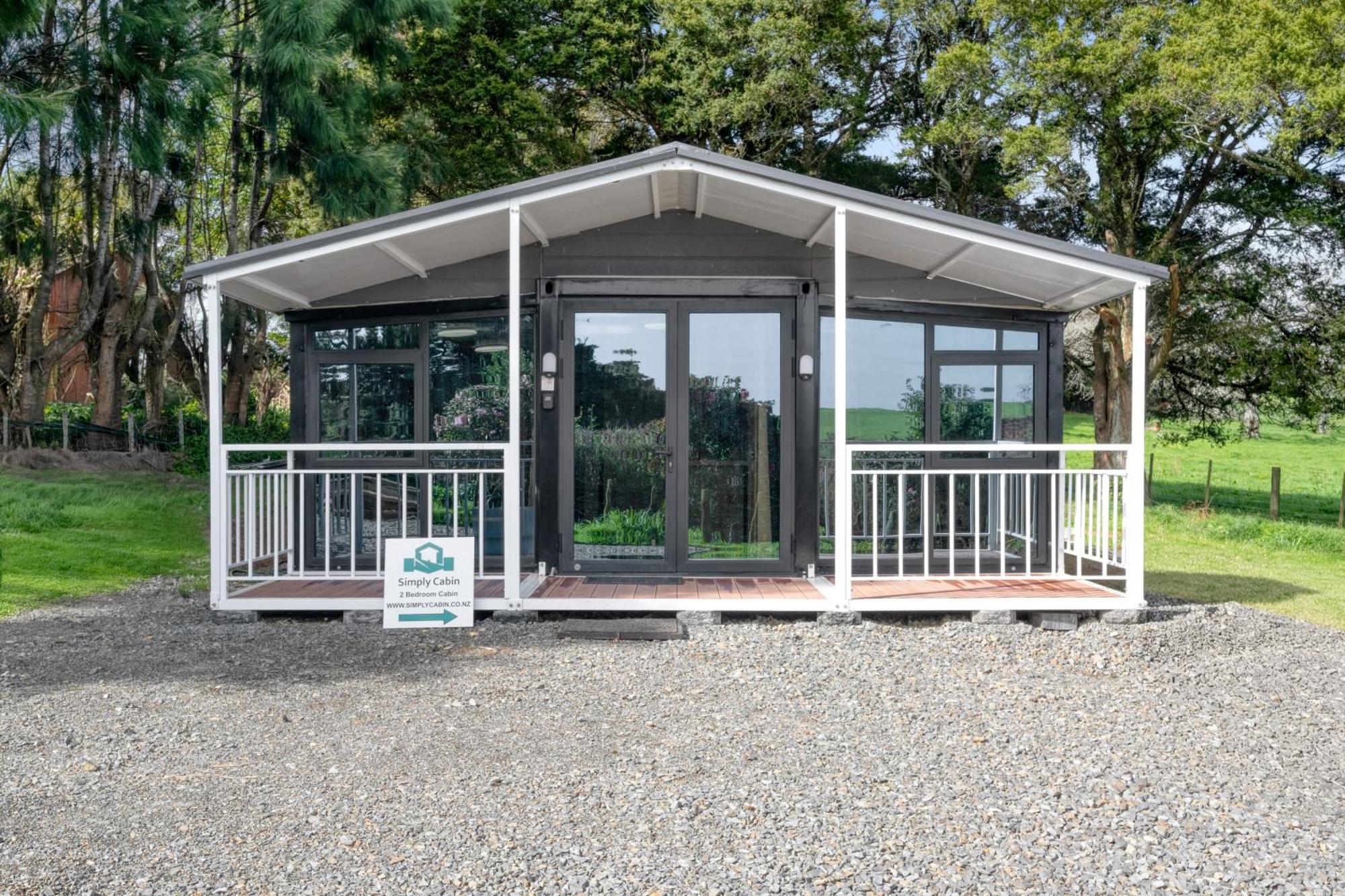 2 Bedrooms Cabin 5 Min To Pukekohe Town Centre Zewnętrze zdjęcie